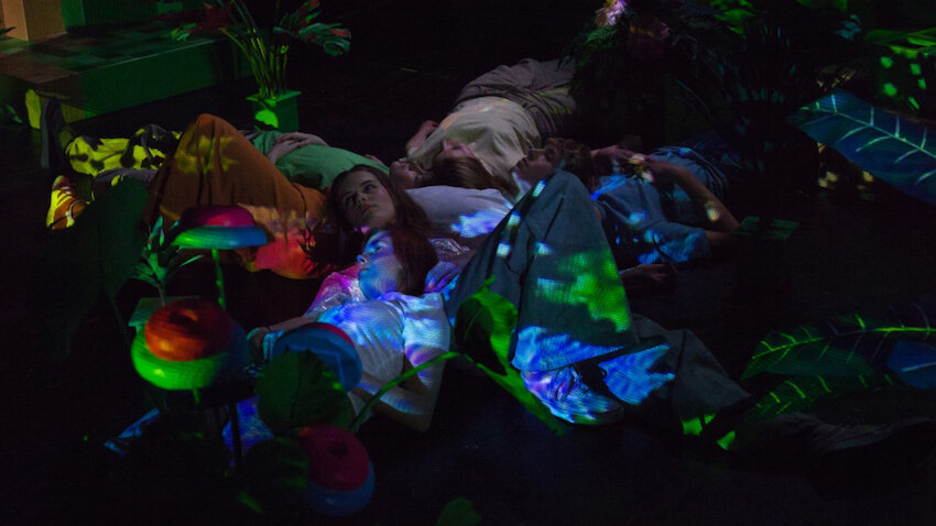 P*RN im DT, mit: Lukas Baubkus, Aino Bertram, Leonie Bork, Cutter Constantin Dendl, Jonathan Walker, Julie Thiele © Katja Strempel