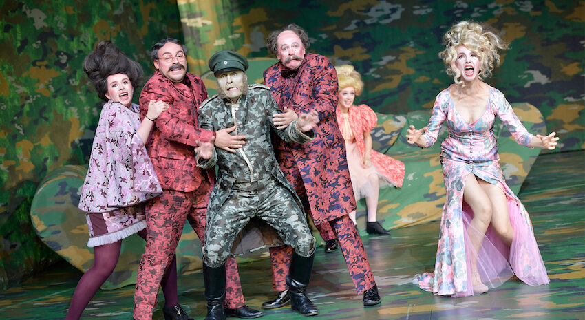 Fine Sendel, Damir Avdic, Axel Wandtke, Werner Eng, Iris Becher, Ursina Lardi © Thomas Aurin