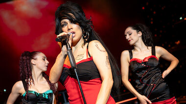 Always-Amy-930x680-3 &copy; Always Amy