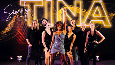 2_Simply_Tina_Copyright_Marc_Herrann &copy; Marc Herrann