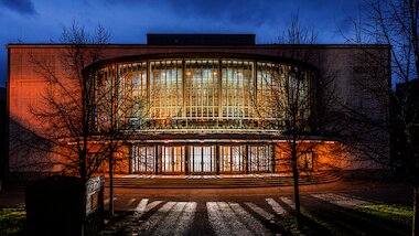 Komische_Oper_Berlin_im_Schillertheater_c__Jan_Windszus_c43487cbf0 © Jan Windszus