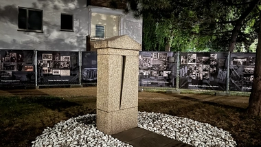 Gedenkstein_Ausstellung_Wolfgang © Wolfgang Wiegands
