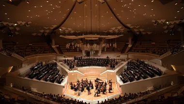 Messiah fb cover © Peter Adamik