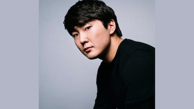 Seong-jin_Cho__Christoph_Koestlin_Deutsche-Grammophon &copy; Christoph Koestlin_Deutsche Grammophon