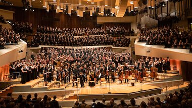 Brahms Requiem c Peter Adamik 1920-1080 &copy; Peter Adamik