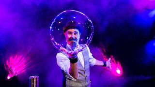 Mad Magic © Ben Duentsch